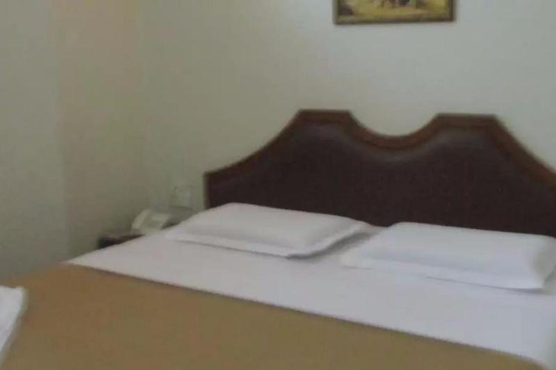 Hotel Canopy Classic Bangalore Bagian luar foto